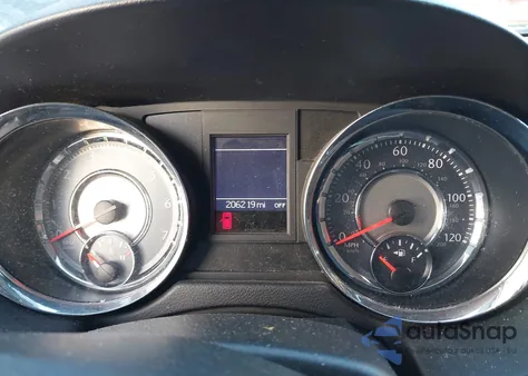 2013 Chrysler Town & Country Touring из США, поврежденный, VIN 2C4RC1BG8DR526533